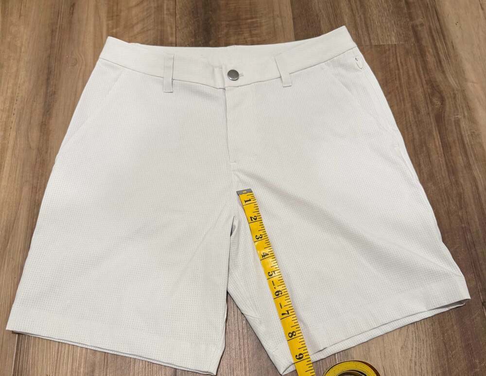 ABC Classic-Fit Short 9" *WovenAir size 28 - Picture 7 of 7